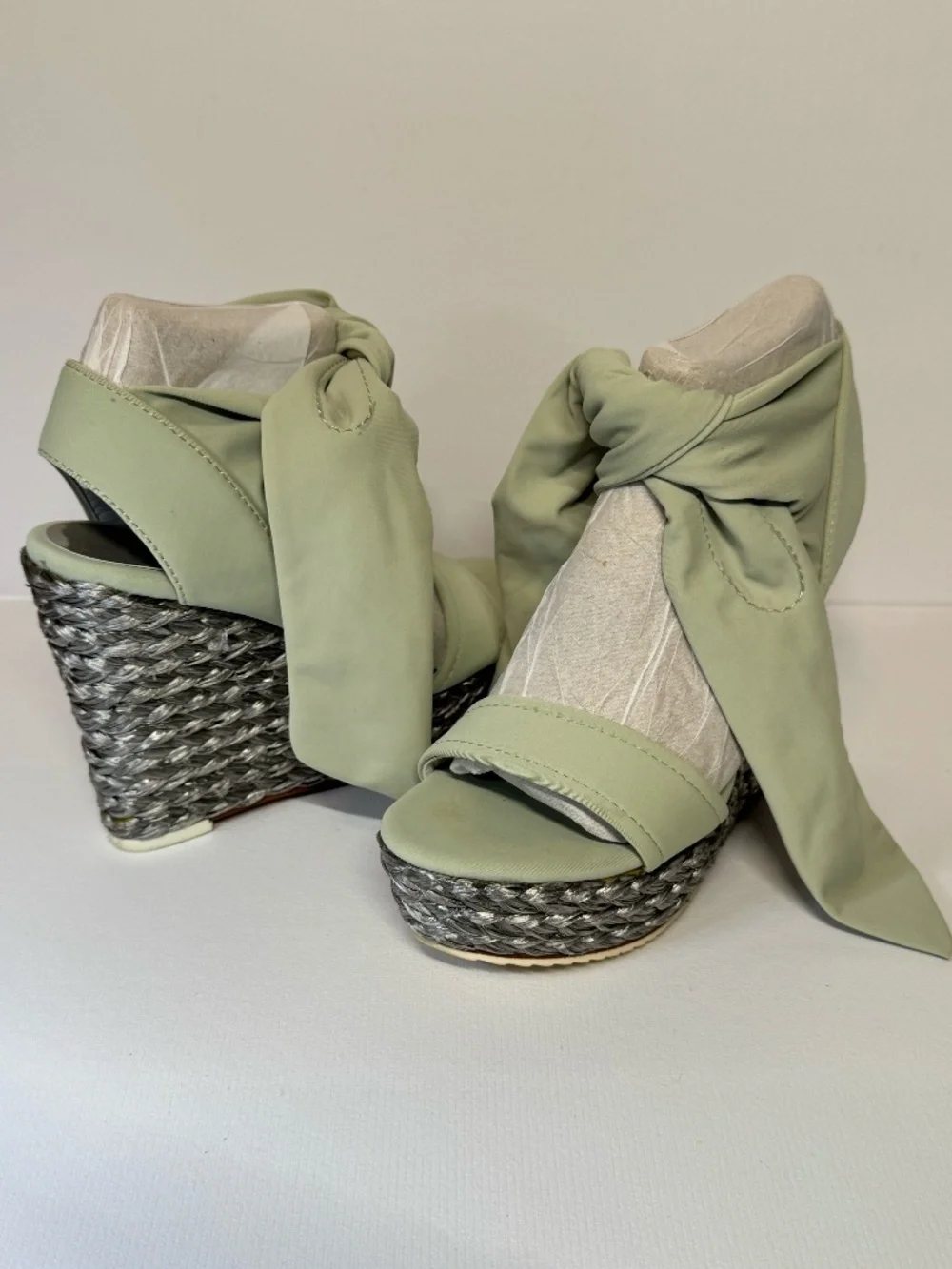 Donald J Pliner NELA Crepe Elastic Wedge Sandals 6M Leather Sole Platform Heels